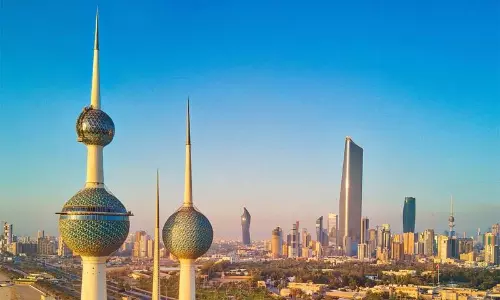 അനധികൃത വിസാ വിൽപ്പന; വ്യാജ കമ്പനികളെ   പിടികൂടാൻ അബ്ബാസിയയിൽ പരിശോധന