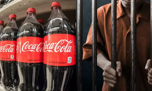 കൊക്കക്കോള മോഷ്ടിച്ചതിന് ഇന്ത്യക്കാരന് സിംഗപ്പൂരില്‍ ജയില്‍ശിക്ഷ