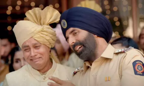 സ്ത്രീധനം പ്രോത്സാഹിപ്പിക്കുന്നു; അക്ഷയ് കുമാർ പരസ്യത്തിനെതിരെ വിമർശനം