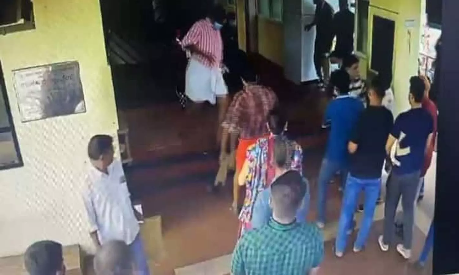 സുരക്ഷാ ജീവനക്കാരെ മർദിച്ച കേസ്; ഡിവൈഎഫ്ഐ നേതാക്കൾക്കെതിരെ കുരുക്ക് മുറുകുന്നു