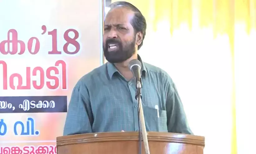 ഹിന്ദു ഐക്യവേദിയുടെ പരിപാടിയില്‍ പങ്കെടുത്തു; എ.പി അഹമ്മദിനെ യുവകലാസാഹിതി സംസ്ഥാന സമിതിയില്‍ നിന്നും നീക്കി