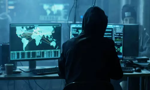 ഓൺലൈൻ തട്ടിപ്പിനിതെരെ   മുന്നറിയിപ്പുമായി കുവൈത്ത് സർക്കാർ