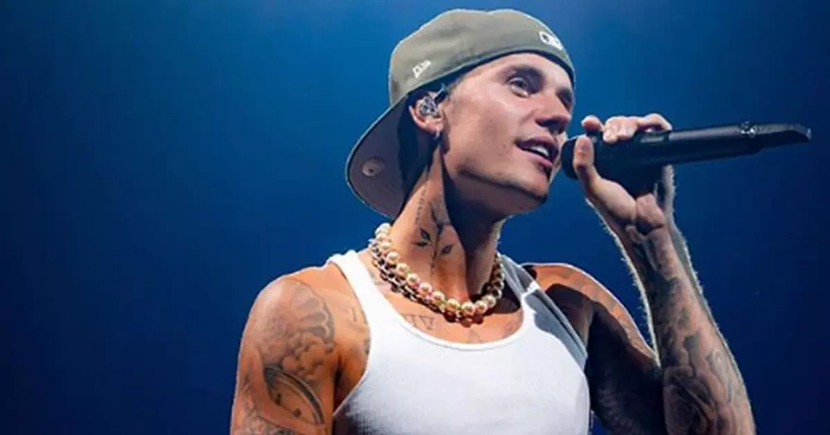 ജസ്റ്റിന് ബീബര് ഇന്ത്യയിലെത്തില്ല; സംഗീത പരിപാടി റദ്ദാക്കി ജസ്റ്റിന് ബീബര് ഇന്ത്യയിലെത്തില്ല; സംഗീത പരിപാടി റദ്ദാക്കി