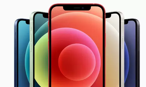 ഐഫോണിന് വെറും 13,000! മോഹവിലയ്ക്ക് സ്വപ്നഫോണ്‍ സ്വന്തമാക്കാം; വമ്പൻ ഡിസ്‌കൗണ്ട് മേള