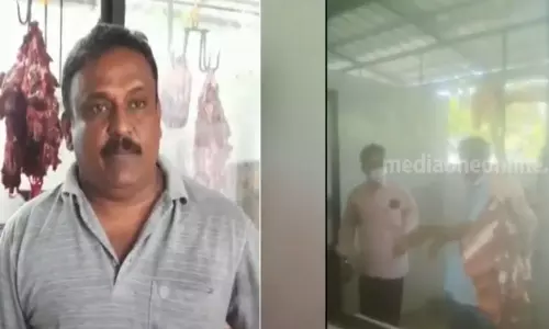 വയനാട്ടിൽ വിൽക്കാൻ വെച്ച മാംസത്തിൽ പഞ്ചായത്ത് ഉദ്യോഗസ്ഥർ മണ്ണെണ്ണ ഒഴിച്ചെന്ന് പരാതി