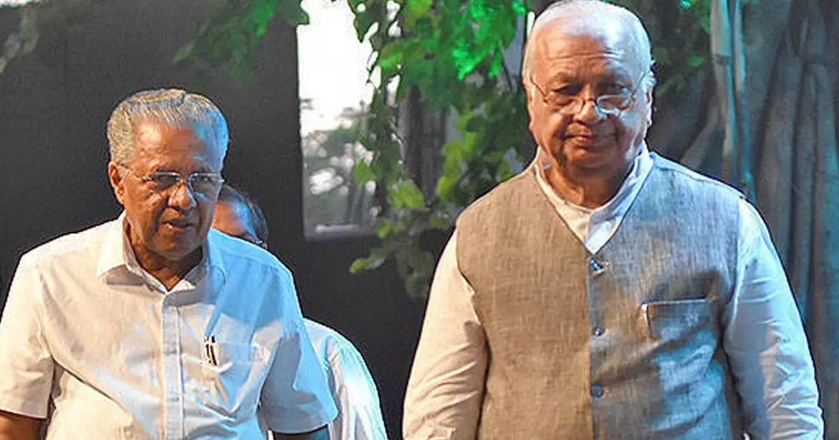 എന്ത് അസംബന്ധമാണ് എഴുന്നള്ളിക്കുന്നത്? ഇരിക്കുന്ന സ്ഥാനത്തിന് അനുസരിച്ചായിരിക്കണം വര്‍ത്തമാനം: ഗവര്‍ണര്‍ക്കെതിരെ മുഖ്യമന്ത്രി