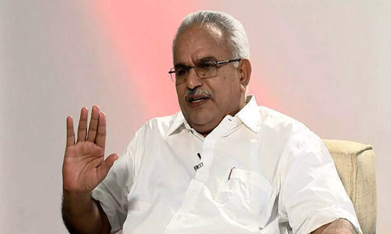 ഗവർണർ സർക്കാറിന്റെ അധിപനല്ല; താക്കീത് നൽകി കാനം രാജേന്ദ്രൻ ഗവർണർ സർക്കാറിന്റെ അധിപനല്ല; താക്കീത് നൽകി കാനം രാജേന്ദ്രൻ