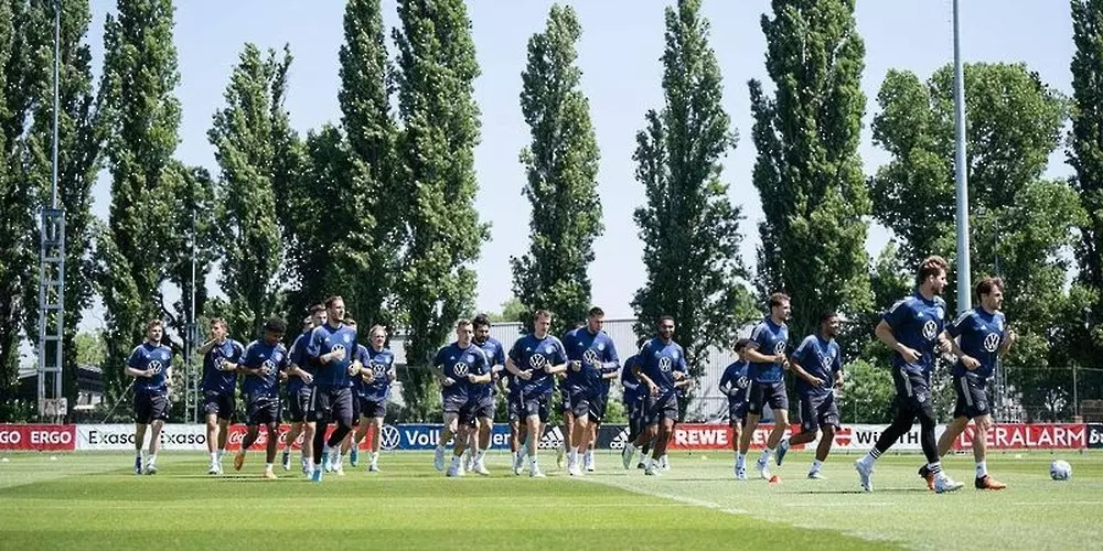 ഫിഫ ലോകകപ്പിന്റെ മുന്നൊരുക്ക   ക്യാമ്പിനായി ജർമൻ ടീം ഒമാനിലെത്തും