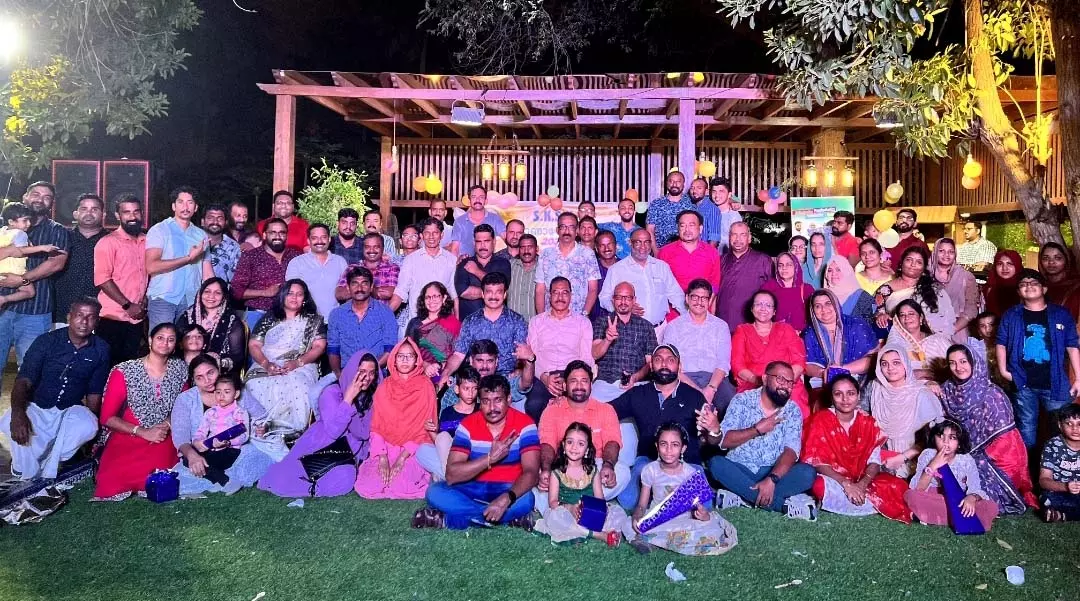 കൊടുങ്ങല്ലൂർ സൗഹൃദ കൂട്ടായ്മ ഓണാഘോഷം സംഘടിപ്പിച്ചു കൊടുങ്ങല്ലൂർ സൗഹൃദ കൂട്ടായ്മ ഓണാഘോഷം സംഘടിപ്പിച്ചു