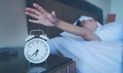 ഉറക്കം ശരിയാകുന്നില്ലേ..സൂക്ഷിക്കണം, അർബുദ സാധ്യത കൂടും ഉറക്കം ശരിയാകുന്നില്ലേ..സൂക്ഷിക്കണം, അർബുദ സാധ്യത കൂടും