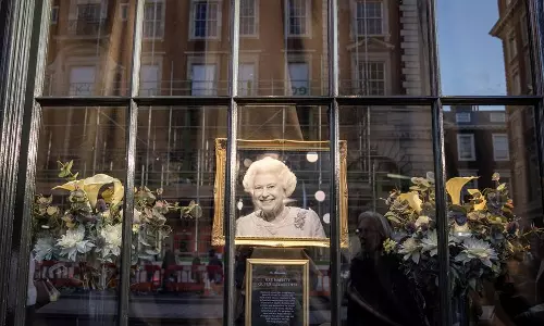 ബ്രിട്ടീഷ് രാജ്ഞിയുടെ അനുശോചനച്ചടങ്ങിൽ ബഹ്റൈൻ രാജാവ് പങ്കെടുത്തു ബ്രിട്ടീഷ് രാജ്ഞിയുടെ അനുശോചനച്ചടങ്ങിൽ ബഹ്റൈൻ രാജാവ് പങ്കെടുത്തു