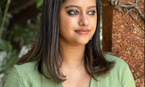 സ്‌റ്റെഫി സേവ്യർ സംവിധായികയാവുന്നു; ഷറഫുദ്ദീനും രജിഷയും പ്രധാന വേഷങ്ങളിൽ