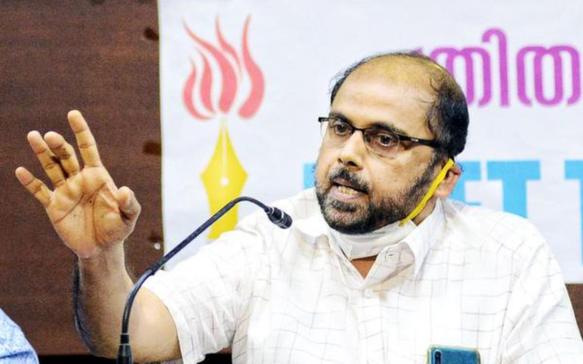 കേരള ഗവർണർ ആർ.എസ്.എസിന്‍റെ കൂലിക്കാരൻ ആകുന്നു - വെൽഫെയർ പാർട്ടി