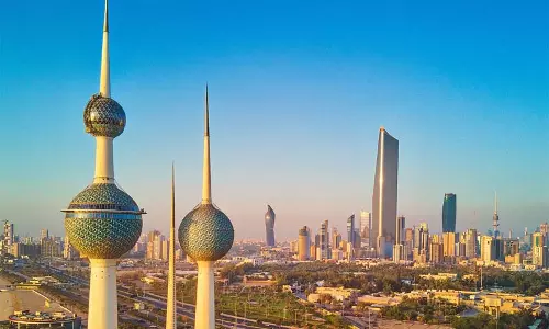 വിസാ നിയമ ലംഘകർക്കെതിരെ ശക്തമായ നടപടിയുമായി കുവൈത്ത്