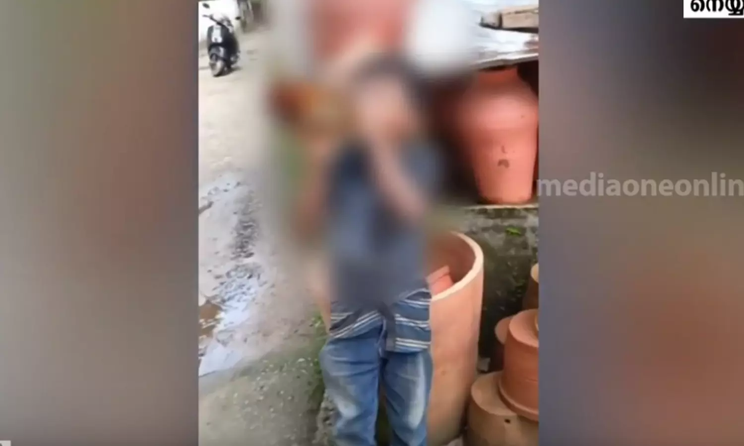 എട്ടുവയസ്സുകാരനെ ആളൊഴിഞ്ഞ പറമ്പിൽ കൊണ്ടുപോയി ബിയർ കുടിപ്പിച്ചു; ഇളയച്ഛനെതിരെ  കേസ്