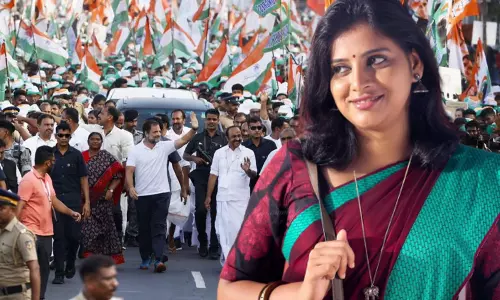 രാഹുലിന്റെ ഭാരത് ജോഡോ യാത്രയില് ഒന്നായി അണിചേരാം; ആശംസകളുമായി നടി അന്ന രാജന് രാഹുലിന്റെ ഭാരത് ജോഡോ യാത്രയില് ഒന്നായി അണിചേരാം; ആശംസകളുമായി നടി അന്ന രാജന്