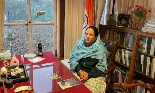 രാഹുലും പ്രിയങ്കയും മക്കളെപ്പോലെ; വിവാദ പരാമർശത്തിൽ വിശദീകരണവുമായി കോൺഗ്രസ് നേതാവ് രാഹുലും പ്രിയങ്കയും മക്കളെപ്പോലെ; വിവാദ പരാമർശത്തിൽ വിശദീകരണവുമായി കോൺഗ്രസ് നേതാവ്