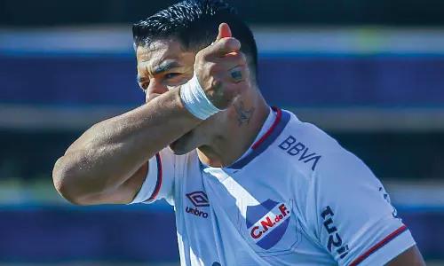 നാലു മാസം കൊണ്ട് നാട് മടുത്തു; സുവാരസ് തിരിച്ചുവരുന്നു