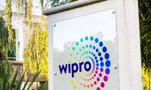 ചോറ് ഇവിടെയും കൂറ് അവിടെയും; ഒരേസമയം മറ്റ് കമ്പനികളിൽ ജോലിചെയ്ത 300 ജീവനക്കാരെ പിരിച്ചുവിട്ട് വിപ്രോ