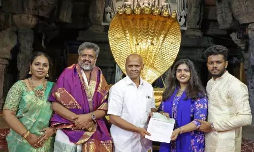 തിരുപ്പതി ക്ഷേത്രത്തിലേക്ക് 1 കോടി സംഭാവന നല്‍കി ചെന്നൈയിലെ മുസ്‍ലിം ദമ്പതികള്‍