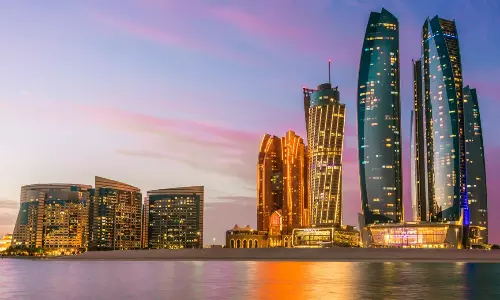 വിദേശികൾക്ക് അറബിഭാഷ   പഠിക്കാൻ താൽപര്യമേറുന്നതായി പഠനം