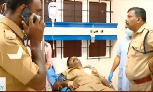 ഹര്‍ത്താല്‍: കൊല്ലത്ത് പൊലീസ് ഉദ്യോഗസ്ഥരെ ബൈക്കിടിച്ച് വീഴ്ത്തി