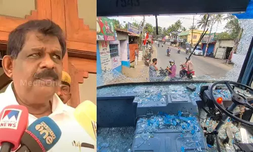 നഷ്ടപരിഹാരം കല്ലെറിഞ്ഞവരിൽ നിന്ന് തന്നെ ഈടാക്കും, യാത്രക്കാരുണ്ടെങ്കിൽ കെ.എസ്.ആർ.ടി.സി സർവീസ് നടത്തും ; മന്ത്രി