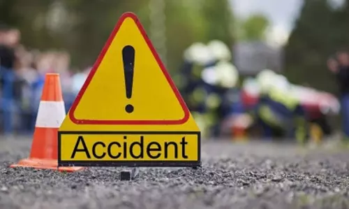 ഒമാനിൽ വാഹനാപകടം; തിരൂർ സ്വദേശി മരിച്ചു ഒമാനിൽ വാഹനാപകടം; തിരൂർ സ്വദേശി മരിച്ചു