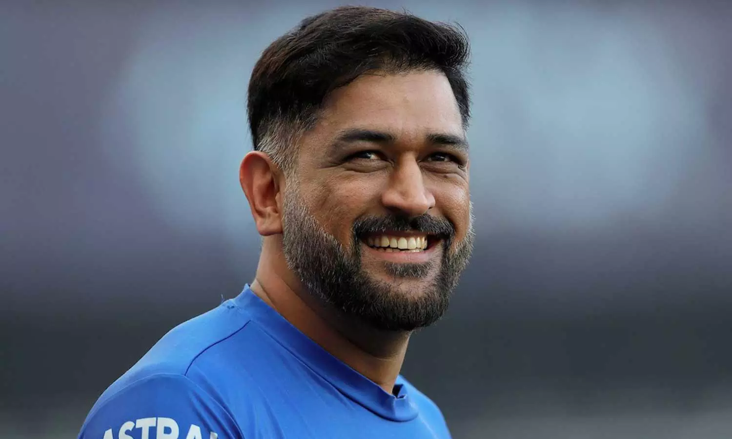 സർപ്രൈസ് പൊട്ടിക്കാന് ധോണി; ഇന്ന് ഫേസ്ബുക്ക് ലൈവില് പ്രഖ്യാപനം സർപ്രൈസ് പൊട്ടിക്കാന് ധോണി; ഇന്ന് ഫേസ്ബുക്ക് ലൈവില് പ്രഖ്യാപനം