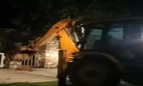 റിസപ്ഷനിസ്റ്റിന്‍റെ കൊലപാതകം: ബി.ജെ.പി നേതാവിന്‍റെ മകന്‍റെ റിസോര്‍ട്ട് ബുള്‍ഡോസര്‍ കൊണ്ട് തകര്‍ത്തു