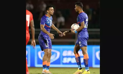 മലയാളി താരം ആശിഖ് കുരുണിയന്റെ ഗോളിൽ സിംഗപ്പൂരിനെതിരെ ഇന്ത്യക്ക് സമനില