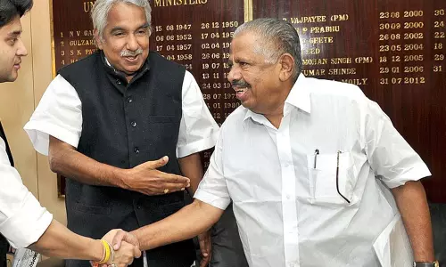 കറകളഞ്ഞ മതേതരവാദി, കോണ്‍ഗ്രസിനും മതേതര കേരളത്തിനും കനത്ത നഷ്ടം; ആര്യാടന്‍റെ മരണത്തില്‍ ഉമ്മന്‍ ചാണ്ടി