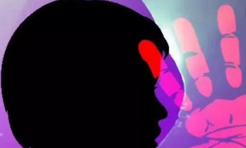 ഡൽഹിയിൽ 12 വയസ്സുകാരനെ കൂട്ടബലാത്സംഗം ചെയ്തു; ഇഷ്ടികയും വടിയുംകൊണ്ട് മർദിച്ചു