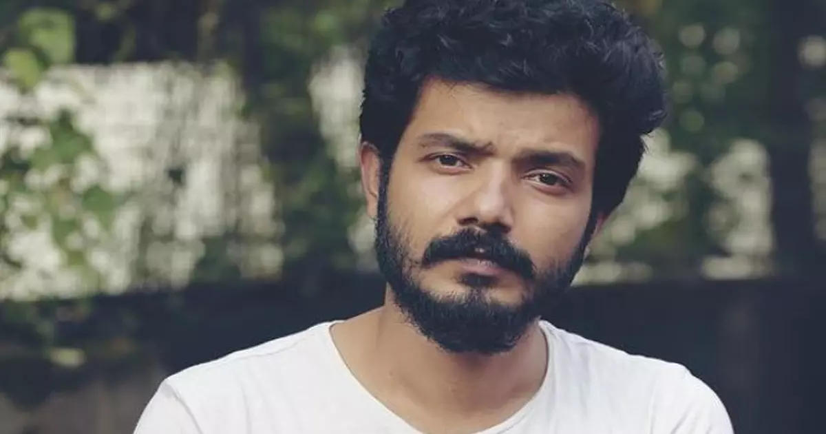 സാവകാശം തേടി ശ്രീനാഥ് ഭാസി; നാളെ ഹാജരാവണമെന്ന് പൊലീസ് സാവകാശം തേടി ശ്രീനാഥ് ഭാസി; നാളെ ഹാജരാവണമെന്ന് പൊലീസ്