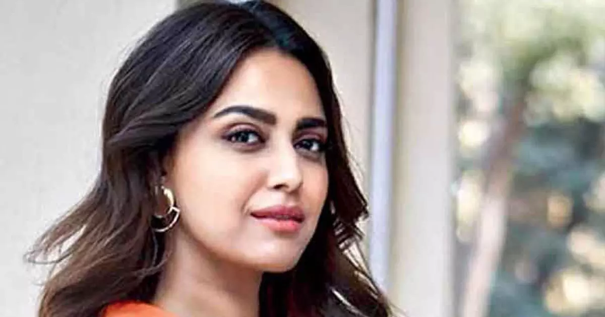 ഒരു പ്രത്യേക രാഷ്ട്രീയ പ്രത്യയശാസ്ത്രത്തിൽ വിശ്വസിക്കുന്നവരാണ് എന്നെ ട്രോളുന്നത്: സ്വര ഭാസ്കര്‍