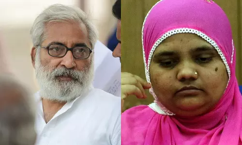 ബിൽകീസ് ​​ബാനുവിന് ഐക്യദാർഢ്യം; മാർച്ചിന് തൊട്ടുമുമ്പ് ആക്ടിവിസ്റ്റ് സന്ദീപ് പാണ്ഡെയടക്കം നാല് പേർ അറസ്റ്റിൽ