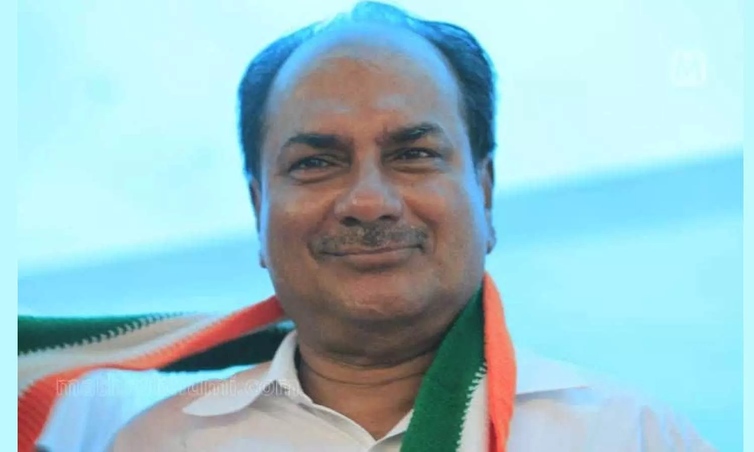 കോൺഗ്രസ് അധ്യക്ഷ തെരഞ്ഞെടുപ്പ്: എ.കെ ആന്റണിയെ ഡൽഹിയിലേക്ക് വിളിപ്പിച്ചു കോൺഗ്രസ് അധ്യക്ഷ തെരഞ്ഞെടുപ്പ്: എ.കെ ആന്റണിയെ ഡൽഹിയിലേക്ക് വിളിപ്പിച്ചു