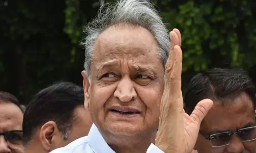 രാജസ്ഥാനിൽ പ്രതിസന്ധി തുടരുന്നു; കോൺഗ്രസ് നേതാക്കൾ സോണിയാ ഗാന്ധിക്ക് റിപ്പോർട്ട് നൽകും