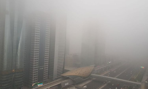 യു.എ.ഇയിൽ ശക്തമായ മൂടൽമഞ്ഞിന് സാധ്യത; വാഹനമോടിക്കുന്നവർ ജാഗ്രത പാലിക്കണം