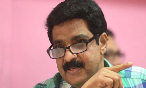 നിരോധിച്ചാൽ ഇല്ലാതാകില്ല; പി.എഫ്.ഐ പോലെ ഇരുട്ടത്ത് പ്രവർത്തിക്കുന്ന സംഘടനയല്ല ലീഗ്-എം.കെ മുനീര്‍