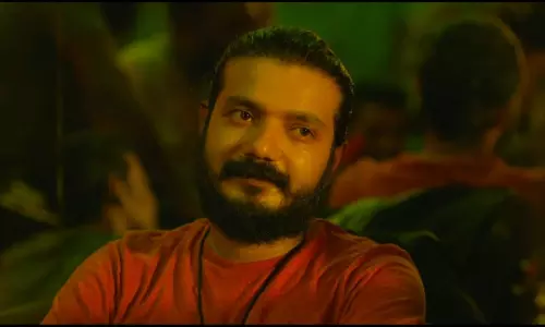 നടൻ ശ്രീനാഥ് ഭാസിക്ക് വിലക്ക്