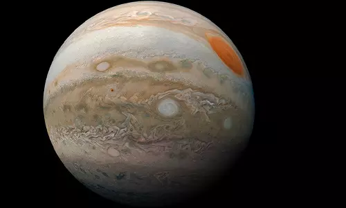 വ്യാഴം ഭൂമിക്കരികിൽ; വീഡിയോ പകർത്തി ദുബൈ കിരീടാവകാശി