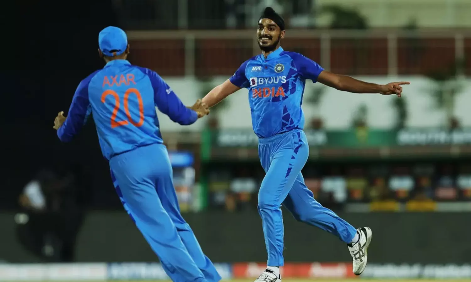 കൊടുങ്കാറ്റായി ബോളര്‍മാര്‍;  ദക്ഷിണാഫ്രിക്ക ചീട്ടു കൊട്ടാരം