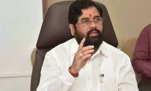 ഔദ്യോഗിക ശിവസേന തർക്കം; പുതിയ നീക്കങ്ങളുമായി ഏക്നാഥ് ഷിൻഡെ ഔദ്യോഗിക ശിവസേന തർക്കം; പുതിയ നീക്കങ്ങളുമായി ഏക്നാഥ് ഷിൻഡെ