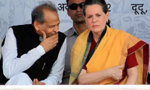 കോൺഗ്രസ് അധ്യക്ഷ തെരഞ്ഞെടുപ്പ്; ഔദ്യോഗിക സ്ഥാനാർഥിയെ കണ്ടെത്താൻ ഇന്ന് നിർണായക ചർച്ചകൾ