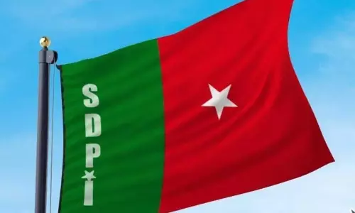 എസ്.ഡി.പി.ഐയേയും നിരോധിക്കാൻ നീക്കം?; തെരഞ്ഞെടുപ്പ് കമ്മീഷനോട് നിലപാട് തേടിയതായി റിപ്പോർട്ടുകൾ എസ്.ഡി.പി.ഐയേയും നിരോധിക്കാൻ നീക്കം?; തെരഞ്ഞെടുപ്പ് കമ്മീഷനോട് നിലപാട് തേടിയതായി റിപ്പോർട്ടുകൾ