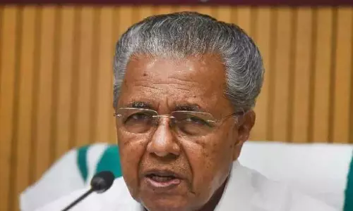 ഏൽപ്പിക്കുന്ന ജോലികൾ കൃത്യമായി ചെയ്യാത്ത ജില്ലാ കലക്ടർമാരുണ്ട്; വിമർശനവുമായി മുഖ്യമന്ത്രി