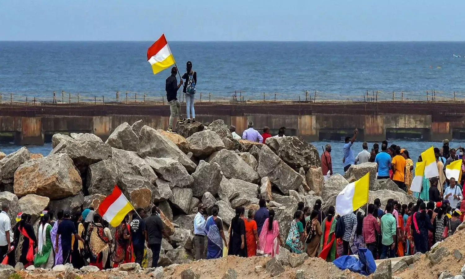 വിഴിഞ്ഞം തുറമുഖ നിർമാണം തടസപ്പെടില്ല; നടപടിയുമായി സർക്കാർ വിഴിഞ്ഞം തുറമുഖ നിർമാണം തടസപ്പെടില്ല; നടപടിയുമായി സർക്കാർ