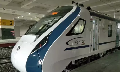 രണ്ടടി വെള്ളത്തിലുമോടും, മണിക്കൂറിൽ 160 കിലോമീറ്റർ വേഗത; പ്രധാനമന്ത്രി ഇന്ന് ഉദ്ഘാടനം ചെയ്ത ഹൈ സ്പീഡ് ട്രെയിന്റെ സവിശേഷതകൾ...