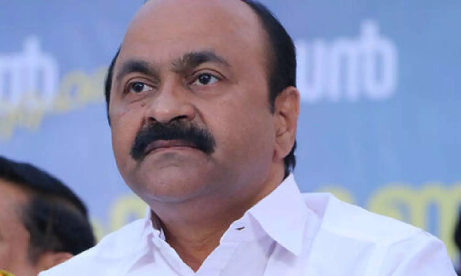 ഖാർഗെ പ്രസിഡന്റായാൽ അഭിമാനം, തരൂർ മത്സരിക്കുന്നതിൽ തെറ്റില്ല; നിലപാട് വ്യക്തമാക്കി വി.ഡി സതീശൻ ഖാർഗെ പ്രസിഡന്റായാൽ അഭിമാനം, തരൂർ മത്സരിക്കുന്നതിൽ തെറ്റില്ല; നിലപാട് വ്യക്തമാക്കി വി.ഡി സതീശൻ